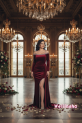 👑 QUEEN BORDEAUX ROYALE GOWN — ROBE LONGUE VELOURS ÉPAULE DÉNUDÉE FENTE LATÉRALE